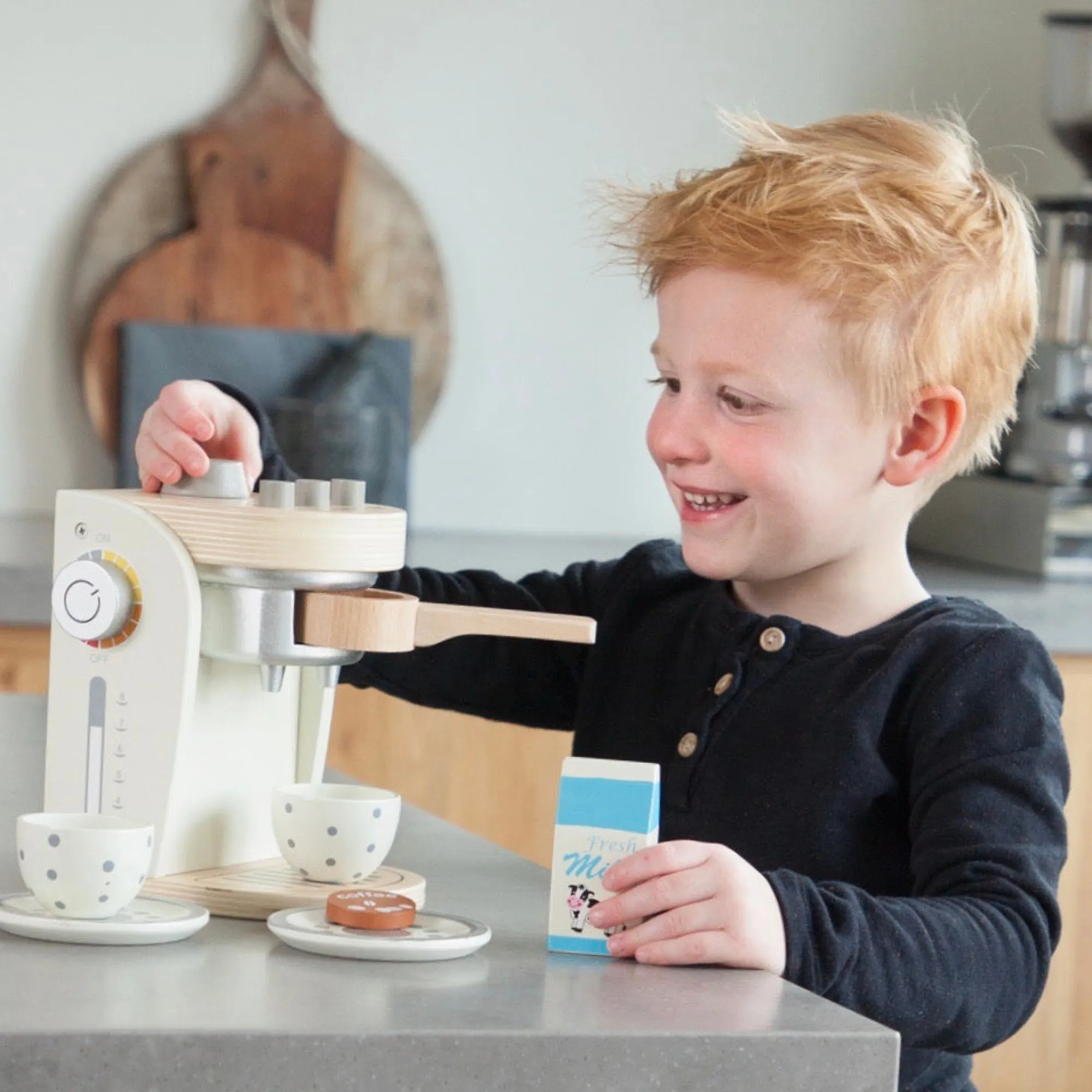 coffee_machine___2.webp New Classic Toys Wooden Toys | Pretend Play>Coffee Machine - 3+