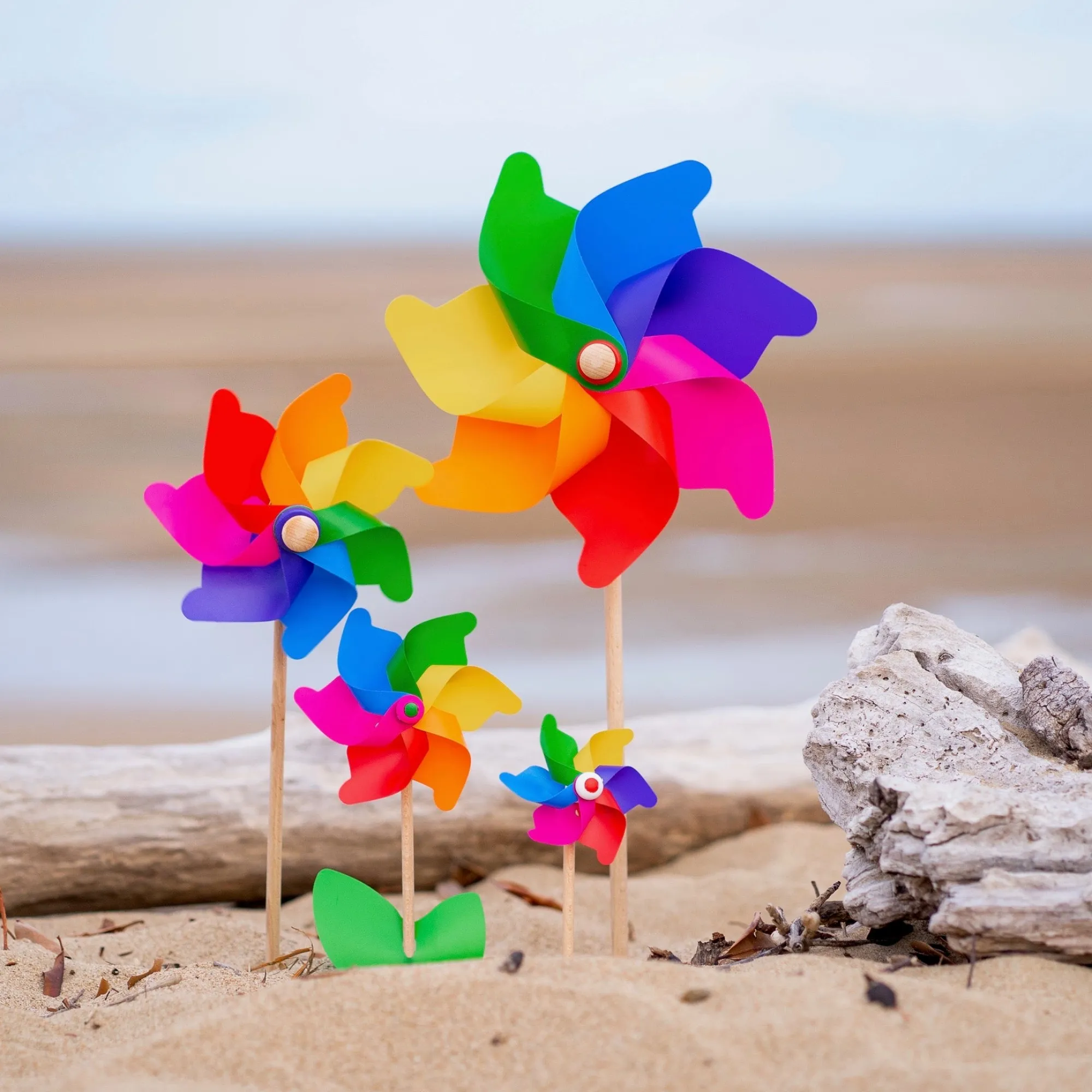 grande__rainbows__spots___2.webp Whirly Garden>Grande - Rainbows & Spots - 18M+