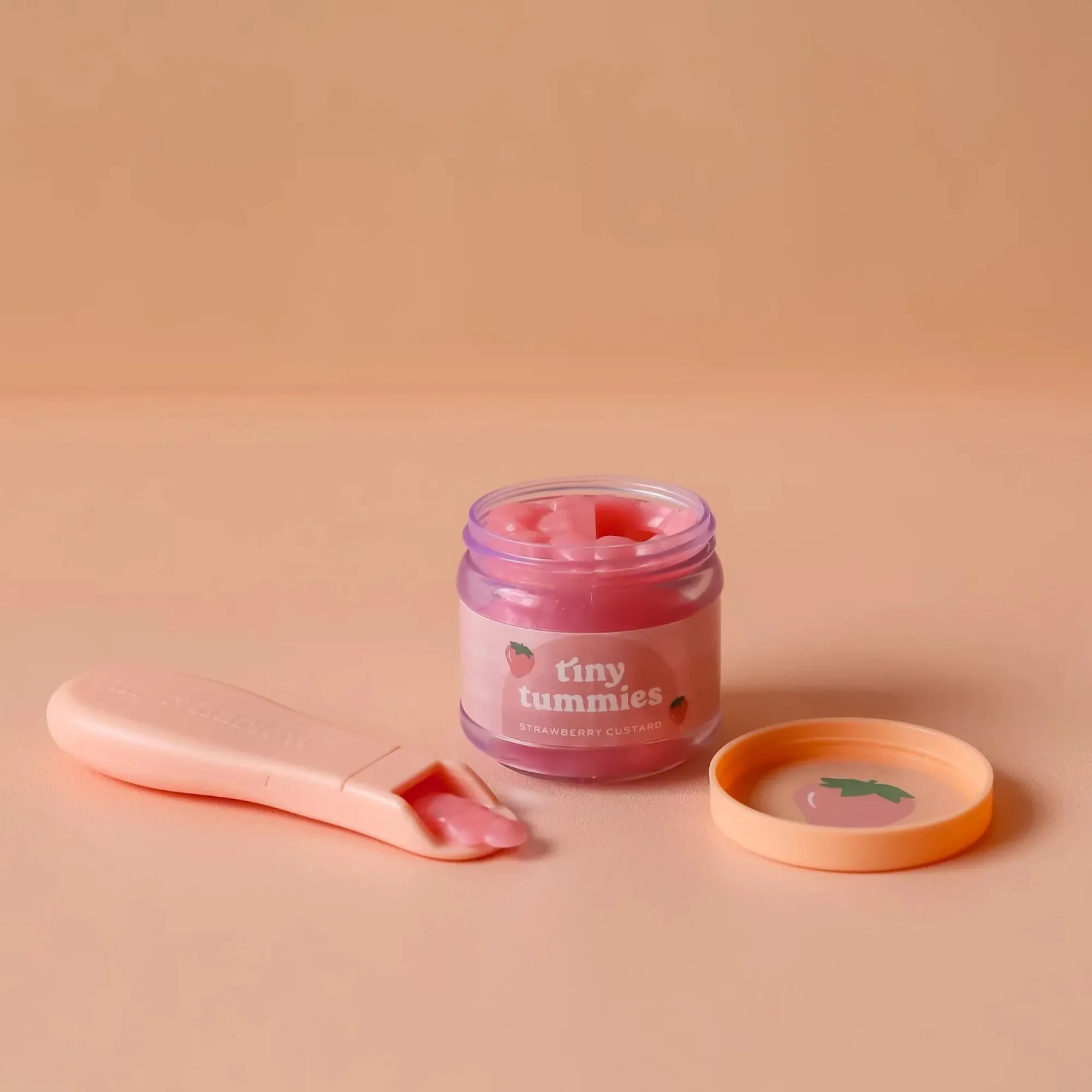 magic_strawberry_custard__0.webp Tiny Harlow Dolls>Magic Strawberry Custard Food Jar - 3+