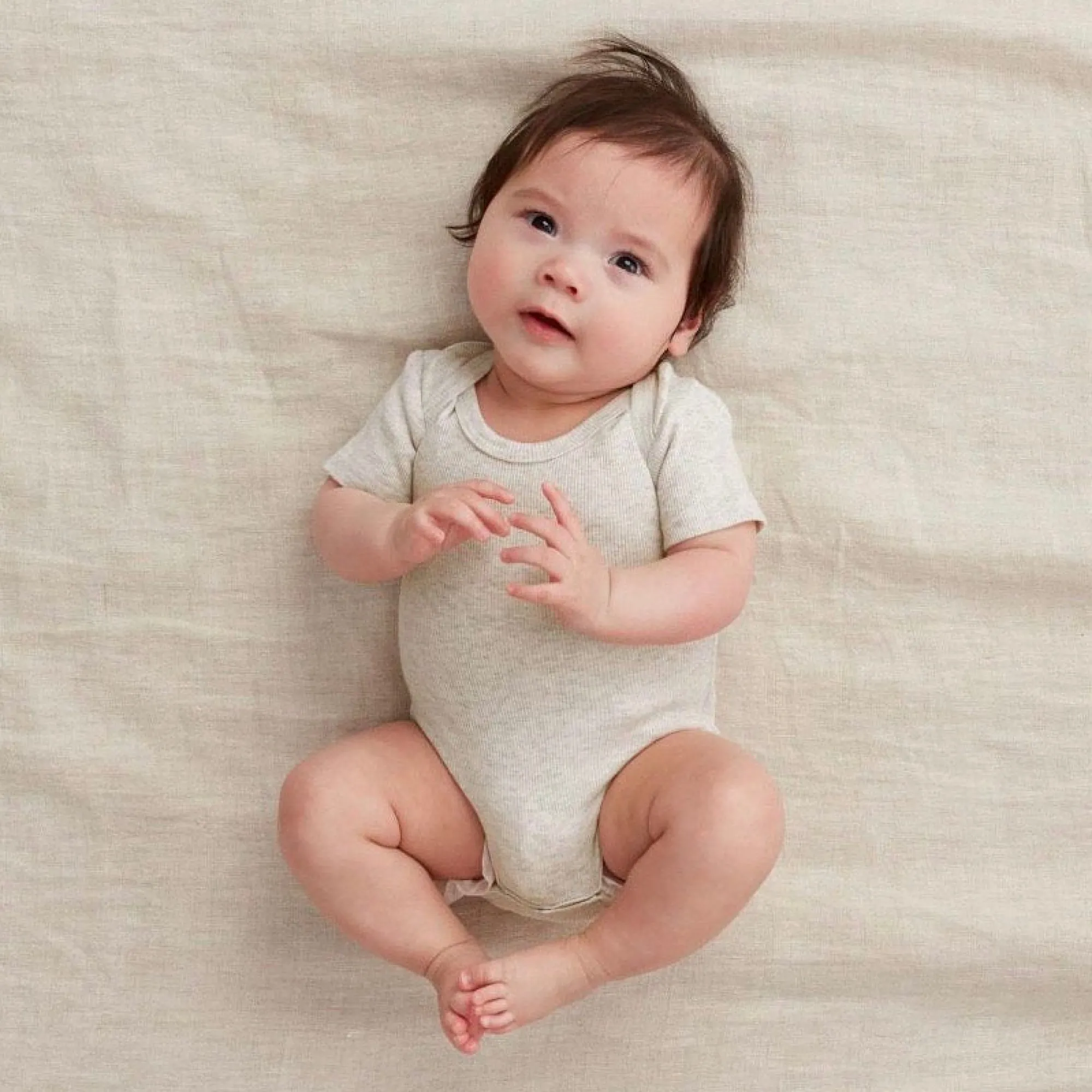 organic_cotton_bodywear_s_1.webp Ergo Pouch Eco | Outlet>Organic Cotton Bodywear Short Sleeve Bodysuit - Grey Marle 0-3 months