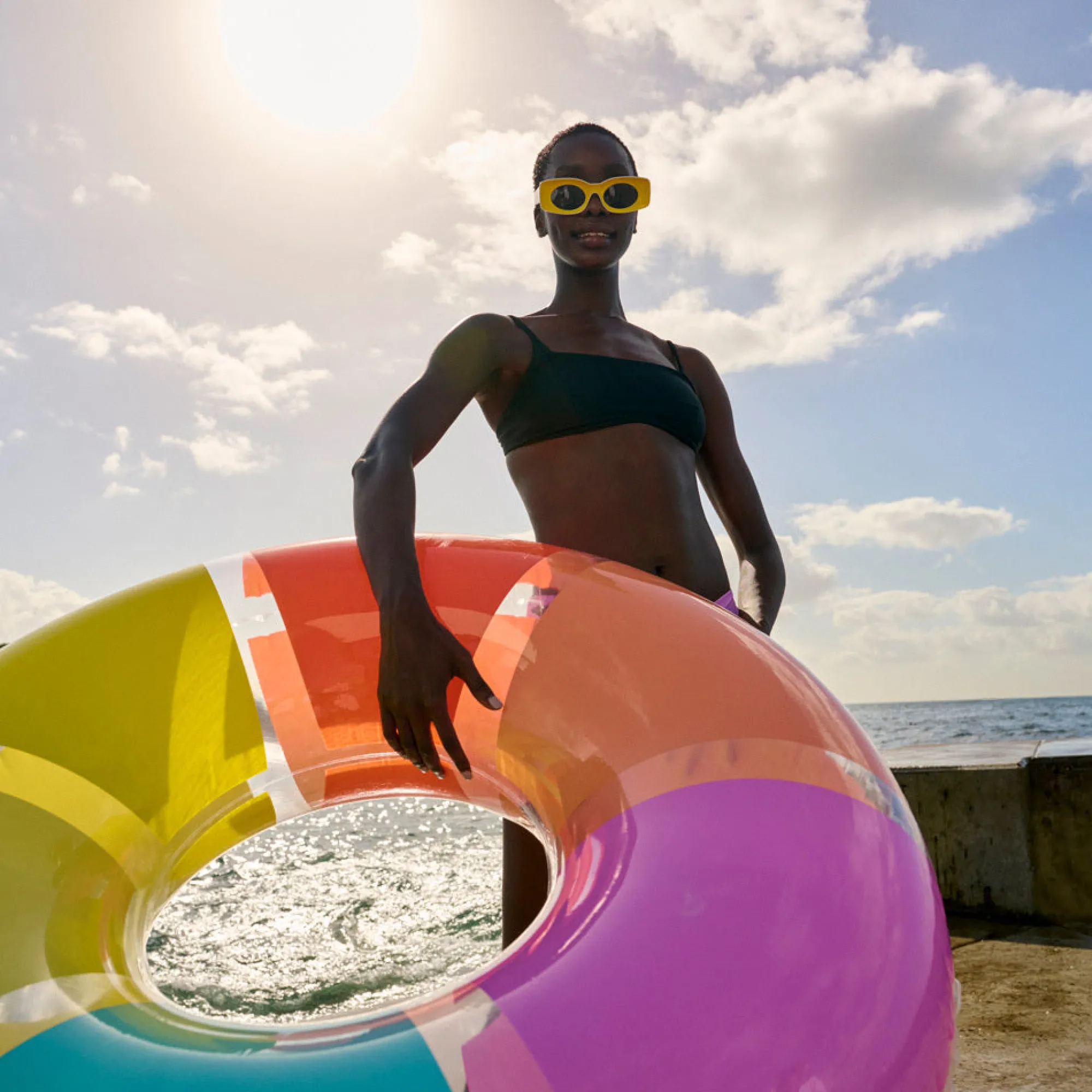 pool_ring_rainbow_gloss___2.webp Sunnylife Beach | Outlet>Pool Ring Rainbow Gloss - 6+