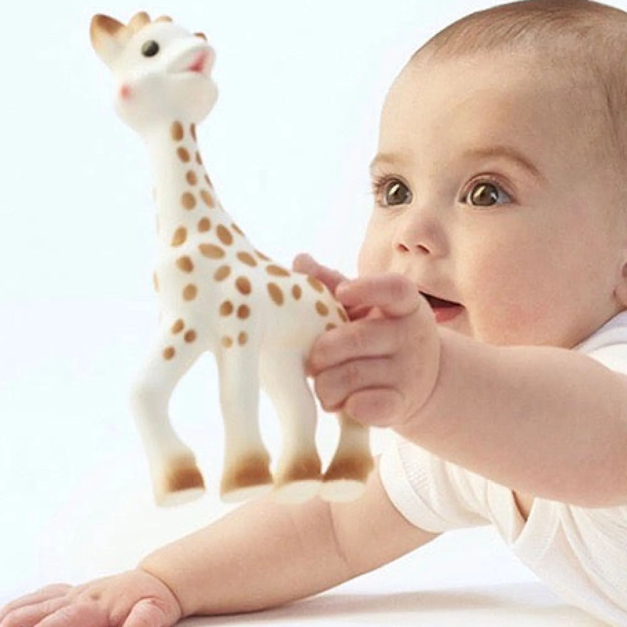 sophie_la_girafe_teether__2.webp Sophie La Giraffe Travel | Teethers & Rattles>Sophie La Girafe Teether - 0+