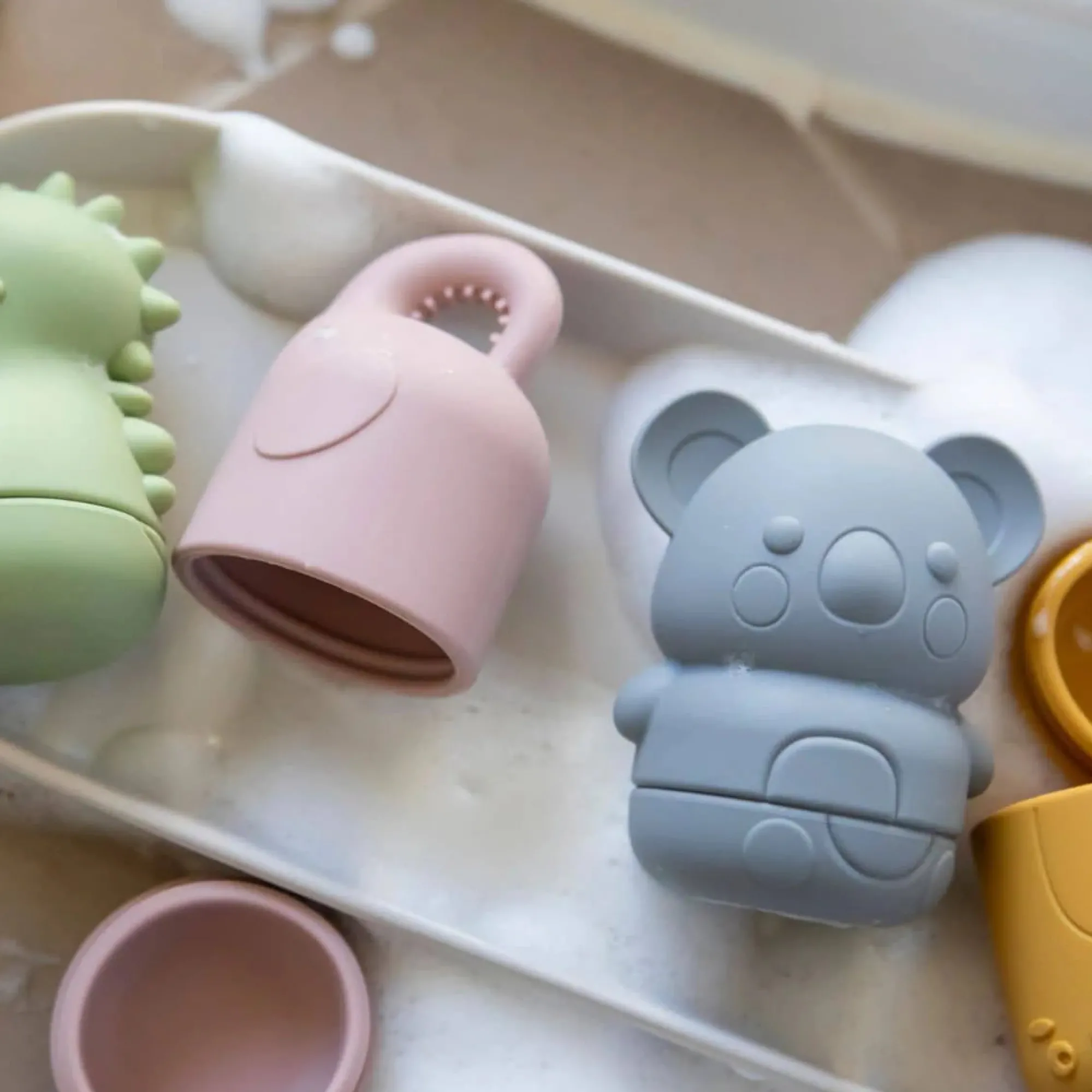 squeezy_silicone_bath_toy_2.webp All4Ella Bath Time>Squeezy Silicone Bath Toys - Animal Friends - 6M+