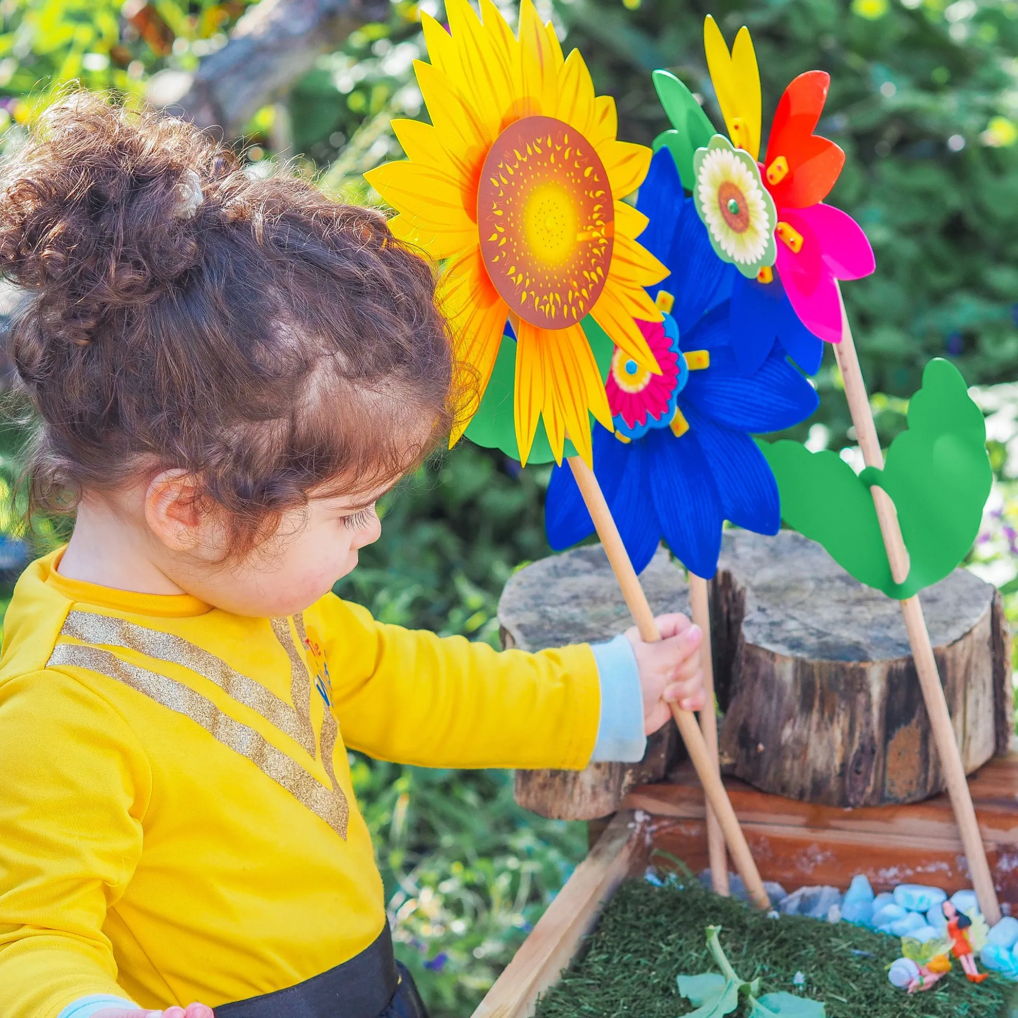 sunflower_girasole_pinwhe_4.webp Whirly Sensory | Garden>Sunflower Girasole Pinwheel - 3+