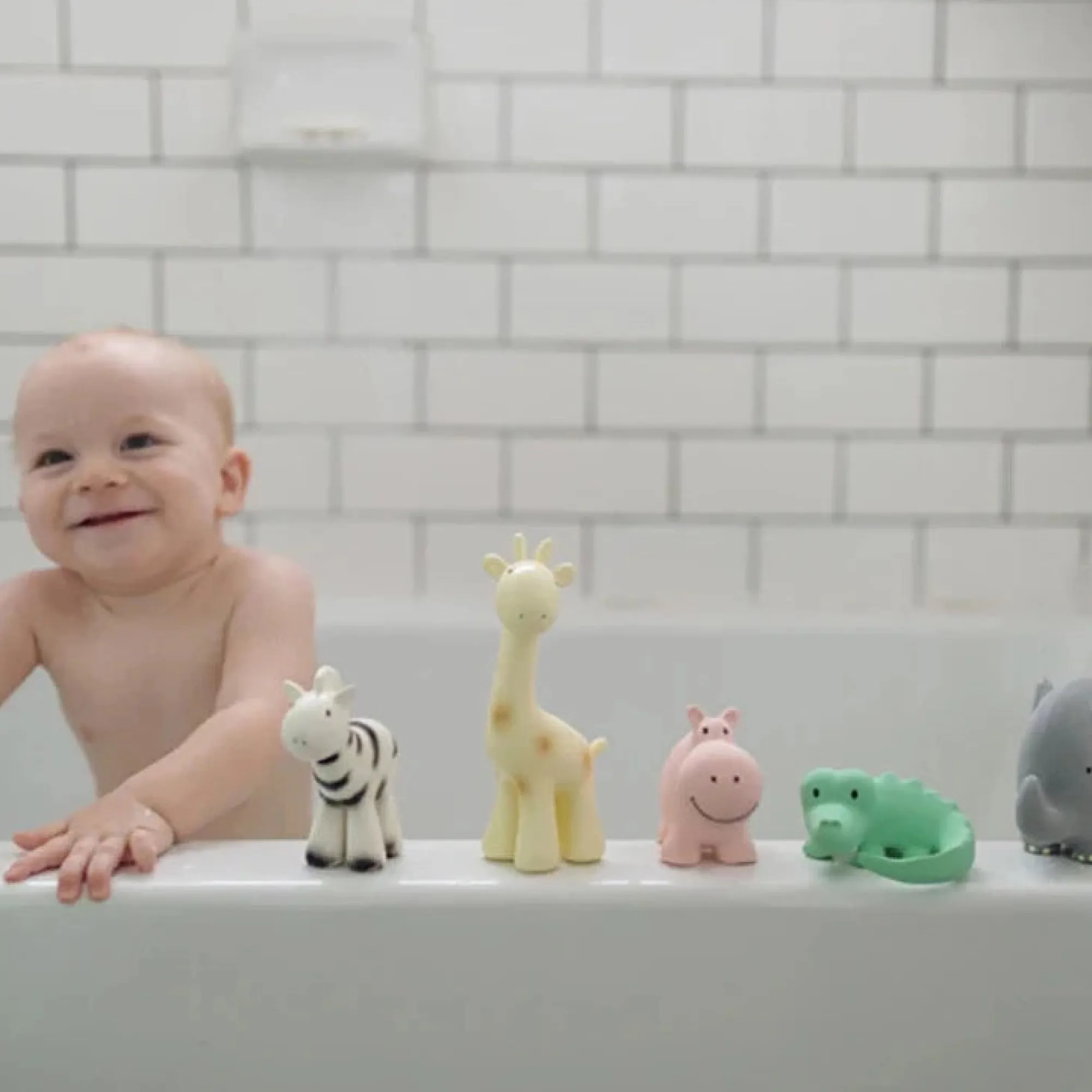 tikiri__natural_rubber_he_15.webp Tikiri Teethers & Rattles | Bath Time>Natural Rubber Hevea Teether, Rattle, Bath Toy - (13 Animals) Sale