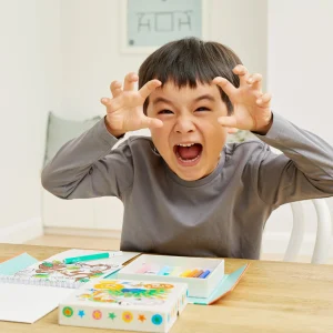 Tiger Tribe Travel | Art & Craft>Zoo Colouring Set - 4+